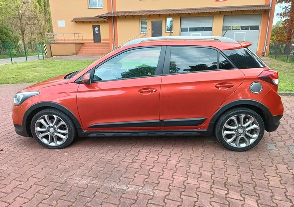 Hyundai i20 cena 42900 przebieg: 183000, rok produkcji 2016 z Mrozy małe 301